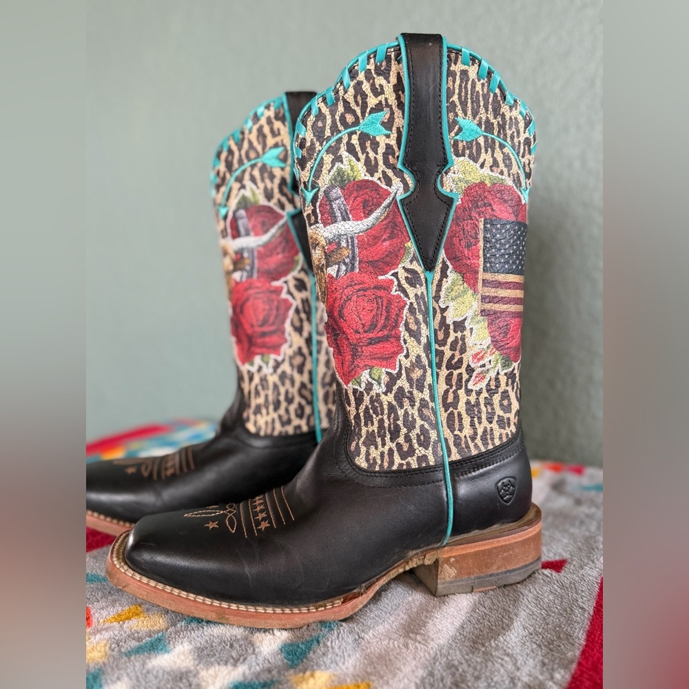 Rodeo Quincy x Ariat women’s Cowboy Boots 8.5b